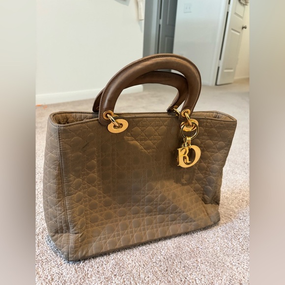 CHRISTIAN DIOR 
Nylon Cannage Large Lady Dior Tan - Picture 1 of 14